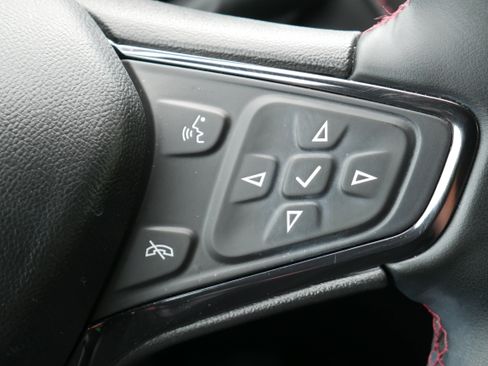 Used 2023 Chevrolet Equinox RS AWD/4WD image 24
