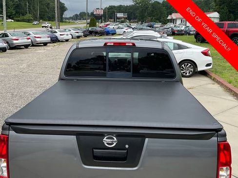 Used 2019 Nissan Frontier SL image 7
