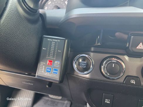 Used 2017 Toyota Tacoma TRD Off-Road w/ Tow Package (A/T) AWD/4WD image 37