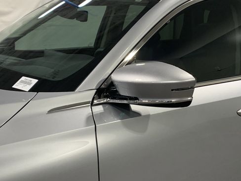 Used 2026 Acura MDX FWD w/ Technology Package image 12