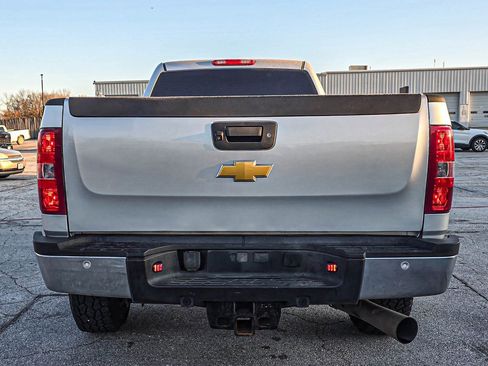 Used 2014 Chevrolet Silverado 2500 LT w/ Z71 Appearance Package image 5