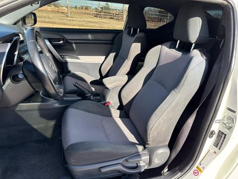 Used 2016 Scion tC image 11