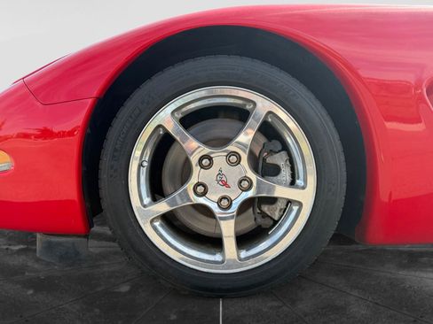 Used 2003 Chevrolet Corvette Convertible w/ Preferred Equipment Group1 RWD image 10