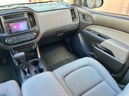 Used 2017 Chevrolet Colorado W/T w/ WT Convenience Package image 19