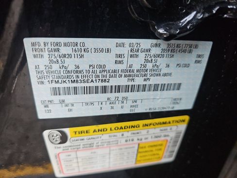 Used 2025 Ford Expedition Max Platinum image 21