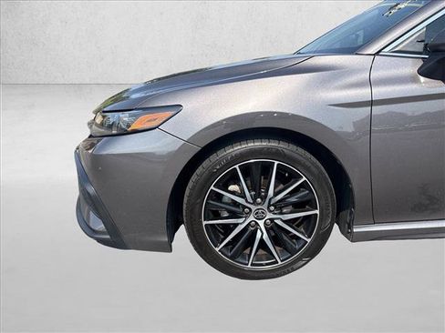 Certified 2022 Toyota Camry SE FWD image 30