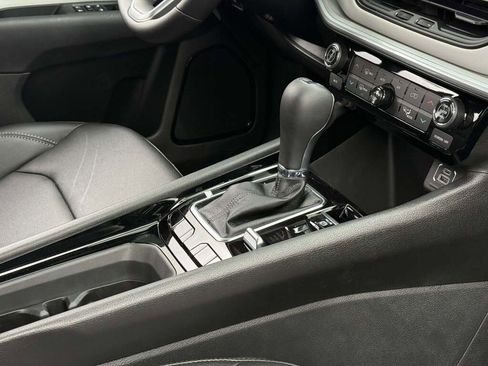 New 2026 Jeep Compass Limited image 22