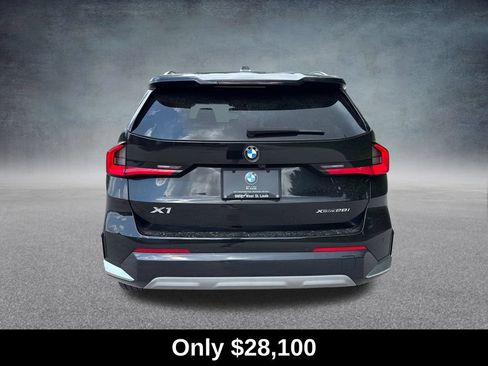 Used 2023 BMW X1 xDrive28i w/ Premium Package AWD/4WD image 4