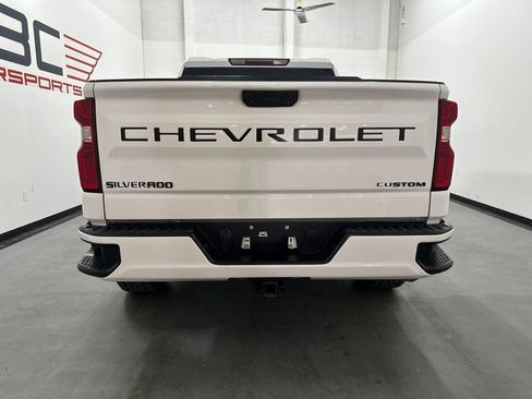 Used 2020 Chevrolet Silverado 1500 Custom w/ Custom Value Package RWD image 14