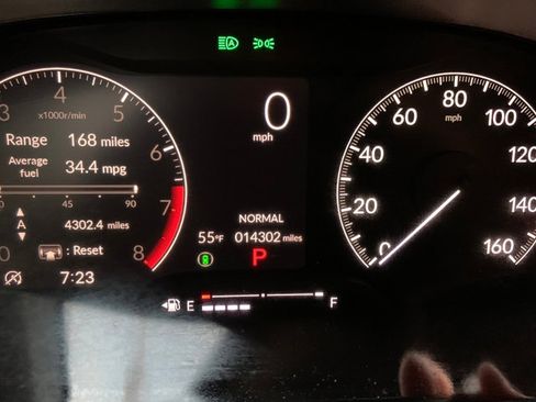 Used 2025 Honda Civic Sport image 29