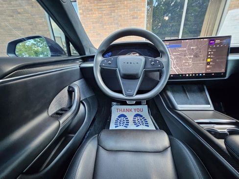 Used 2023 Tesla Model S Plaid AWD/4WD image 4