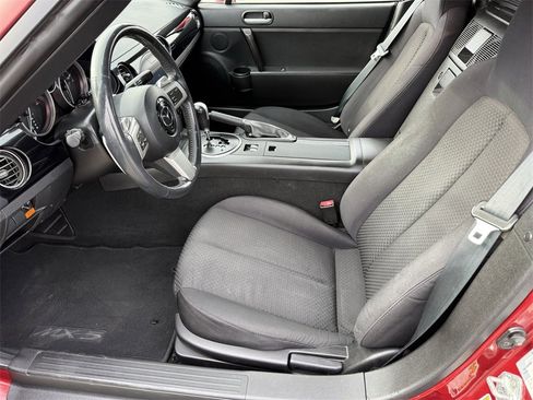 Used 2007 MAZDA MX-5 Miata Touring image 11