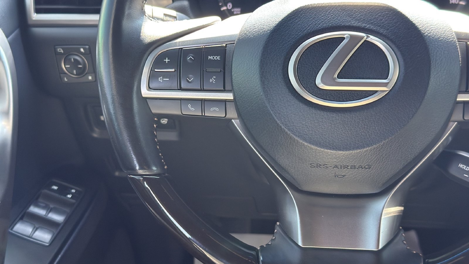 Used 2023 Lexus GX 460 Premium w/ Premium Package AWD/4WD image 16