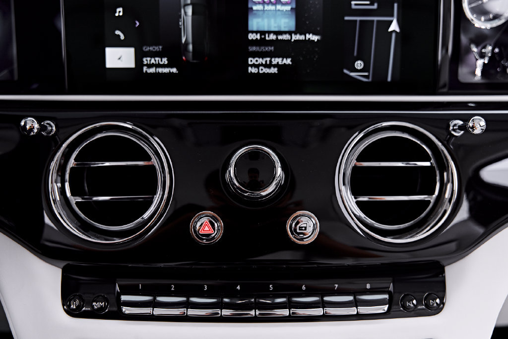 Used 2026 Rolls-Royce Ghost AWD/4WD image 98