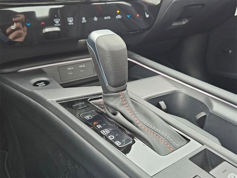 New 2026 Nissan Sentra SR image 24