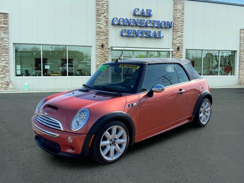 Used 2006 MINI Cooper S image 1
