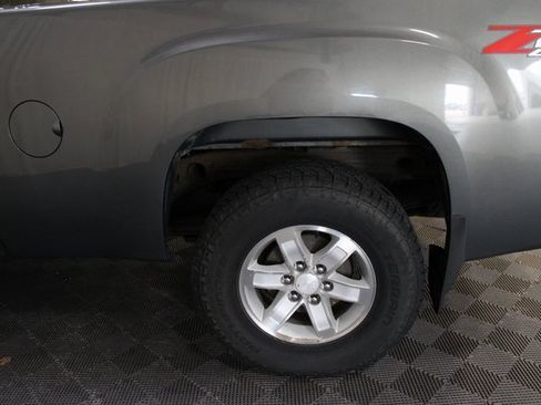 Used 2011 GMC Sierra 1500 SLE w/ Power Tech Package image 9