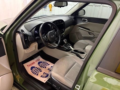 Used 2021 Kia Soul EX image 30