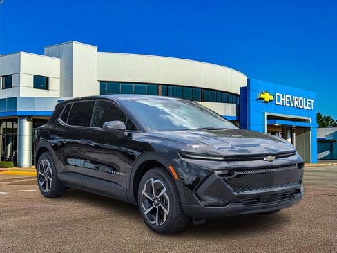 New 2026 Chevrolet Equinox EV LT FWD image 8