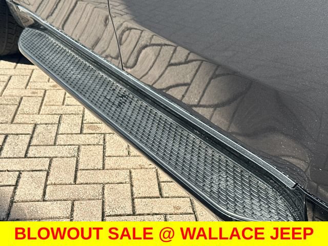 Certified 2022 Jeep Wagoneer Series I w/ Convenience Group I AWD/4WD image 16