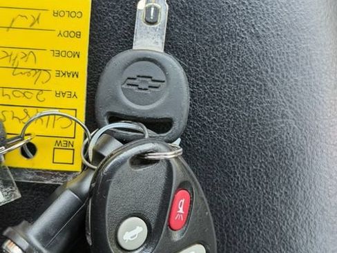 Used 2004 Chevrolet Corvette Coupe w/ Preferred Equipment Group RWD image 22