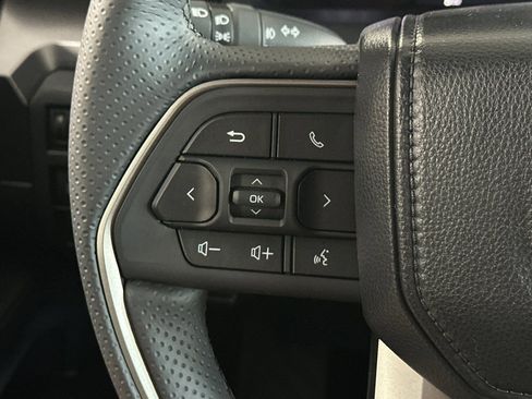 New 2026 Toyota 4Runner SR5 RWD image 25