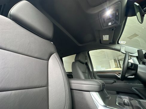 Used 2024 Chevrolet Silverado 2500 LT image 16