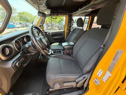 Certified 2018 Jeep Wrangler Unlimited Sport S AWD/4WD image 21