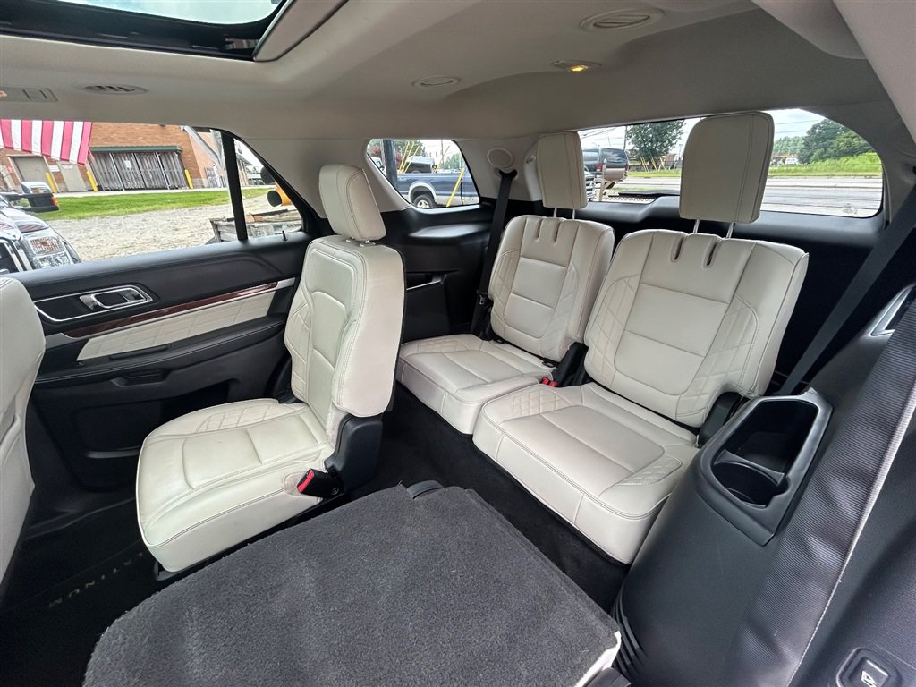 Used 2017 Ford Explorer Platinum AWD/4WD image 17