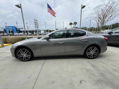 Used 2021 Maserati Ghibli S image 16