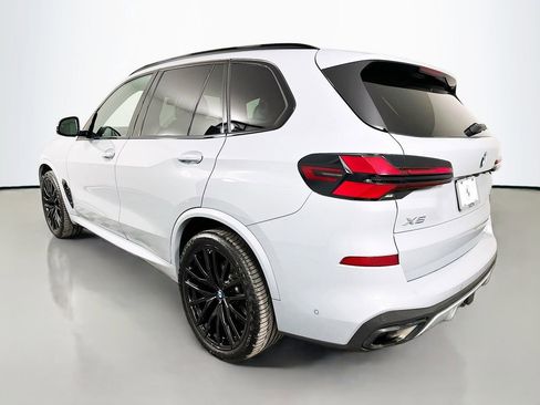 Certified 2024 BMW X5 sDrive40i w/ M Sport Package RWD image 7