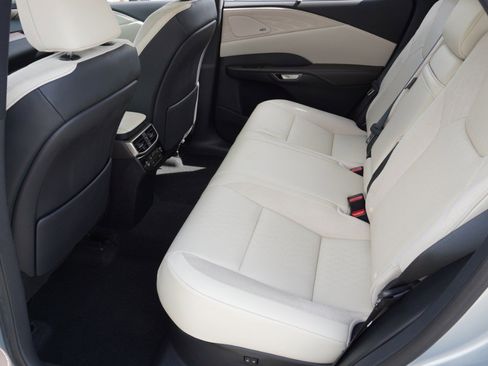 Certified 2023 Lexus RX 350 w/ Accessory Package image 31