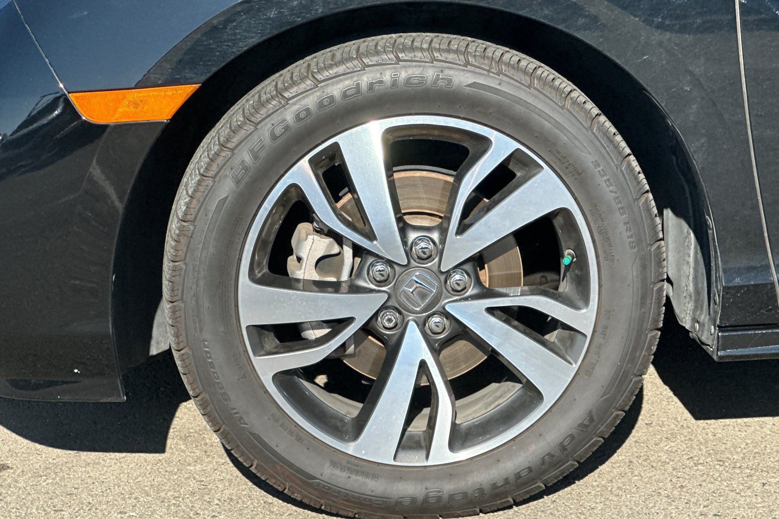 Certified 2024 Honda Odyssey Touring image 26