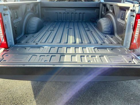 New 2026 Ford F250 Lariat w/ Black Appearance Package image 12