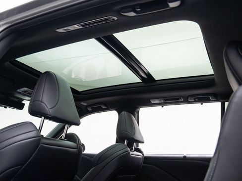 Used 2024 Lexus TX 500h AWD w/ Technology Package image 18