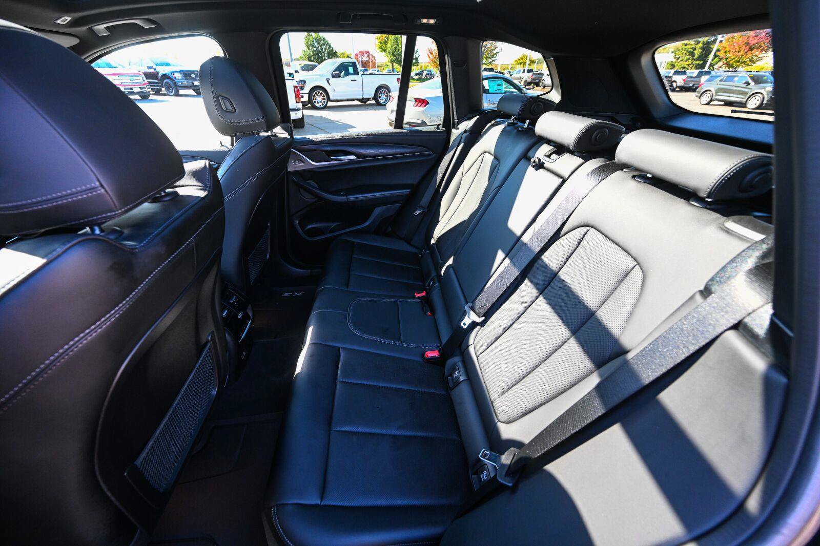 Used 2023 BMW X3 M40i AWD/4WD image 23