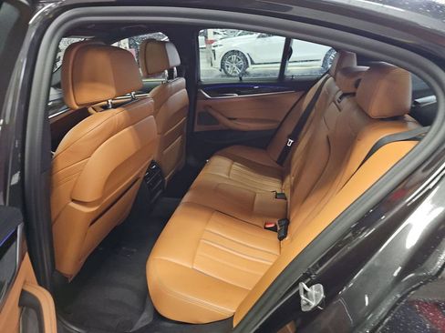 Used 2020 BMW M550i xDrive w/ Executive Package AWD/4WD image 13