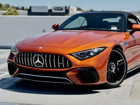 New 2024 Mercedes-Benz SL 63 AMG 4MATIC image 3