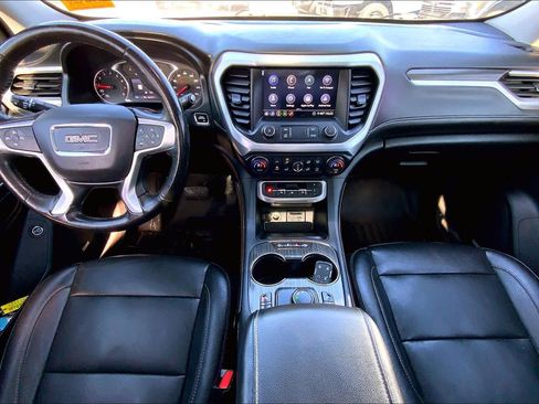 Used 2020 GMC Acadia SLT w/ Premium Package image 14