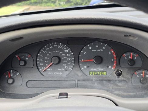 Used 2004 Ford Mustang GT RWD image 26