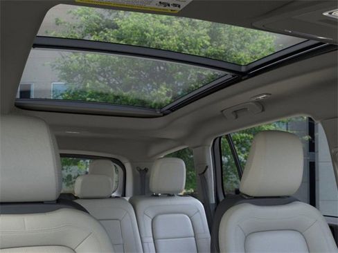 New 2025 Lincoln Aviator Reserve w/ Illumination Package image 22