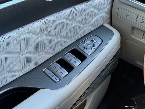 Used 2020 Hyundai Palisade Limited image 32