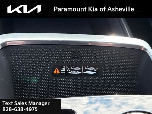 Used 2025 Chevrolet Equinox ACTIV w/ Safety and Technology Package image 17