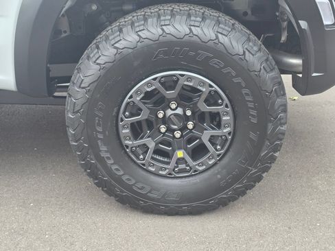 Used 2026 Ford F150 Raptor w/ Equipment Group 803A Raptor R AWD/4WD image 4
