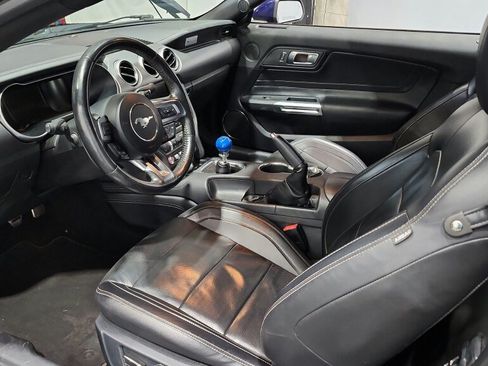 Used 2019 Ford Mustang Premium w/ Equipment Group 201A RWD image 23