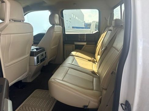 Used 2019 Ford F150 Lariat w/ Trailer Tow Package RWD image 19