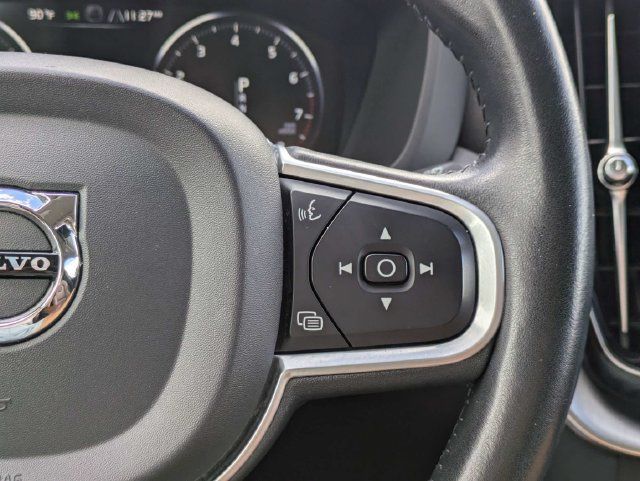 Used 2020 Volvo XC60 T5 Momentum w/ Protection Package Premier FWD image 26