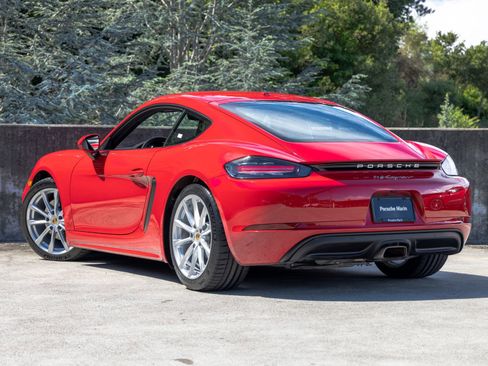 Certified 2025 Porsche 718 Cayman image 3
