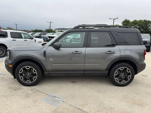 Used 2025 Ford Bronco Sport Outer Banks w/ Outer Banks Tech Package+ AWD/4WD image 4