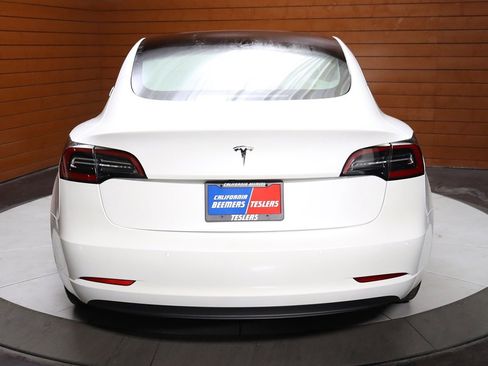 Used 2023 Tesla Model 3 Standard Range RWD image 11